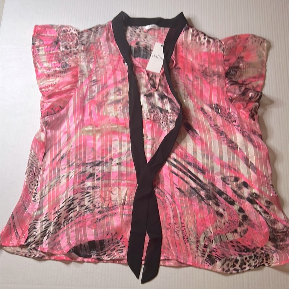 Pink and Black Pleated Blouse with Cap Sleeves